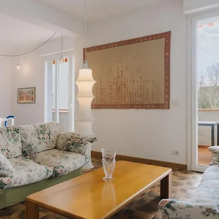 Wonderful House Near The Sea * ヴィアレッジョ