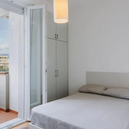 Wonderful House Near The Sea