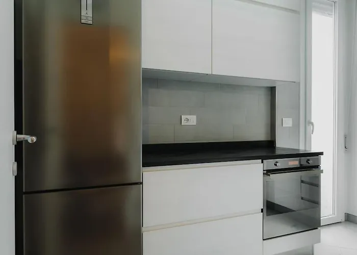 Wonderful House Near The Sea