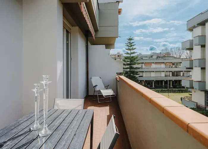 Апартаменти Wonderful House Near The Sea *